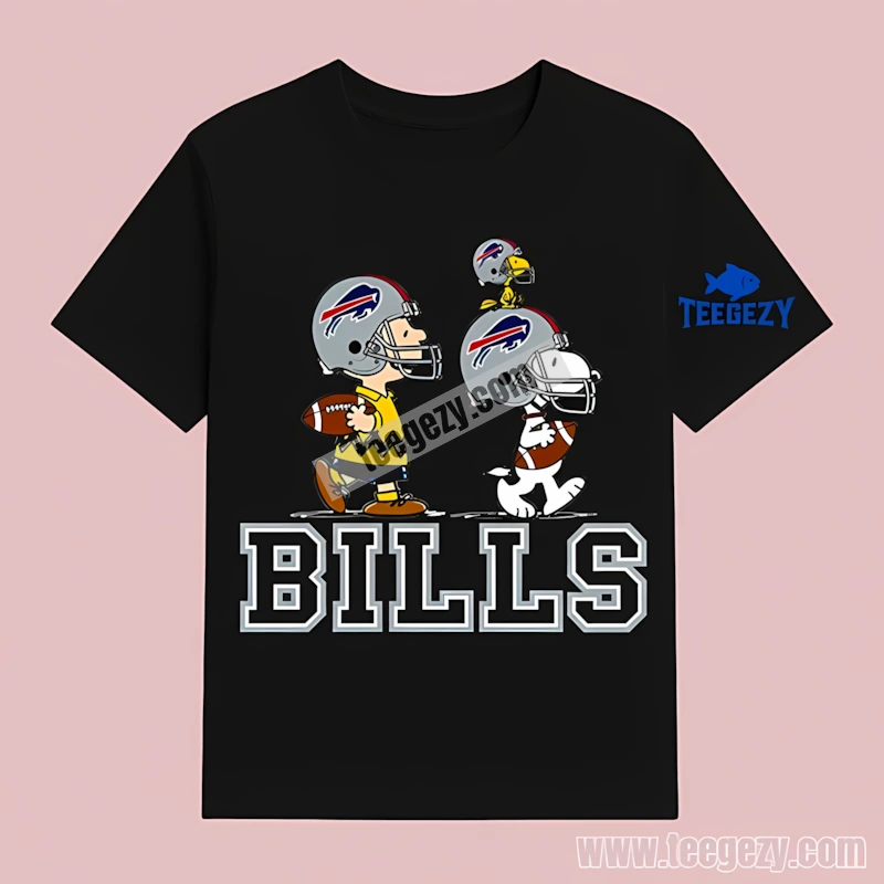 Buffalo Bills Charlie Brown And Snoopy Play Together Sports T-Shirt Buffalo Bills Charlie Brown And Snoopy Play Together Sports T-Shirt