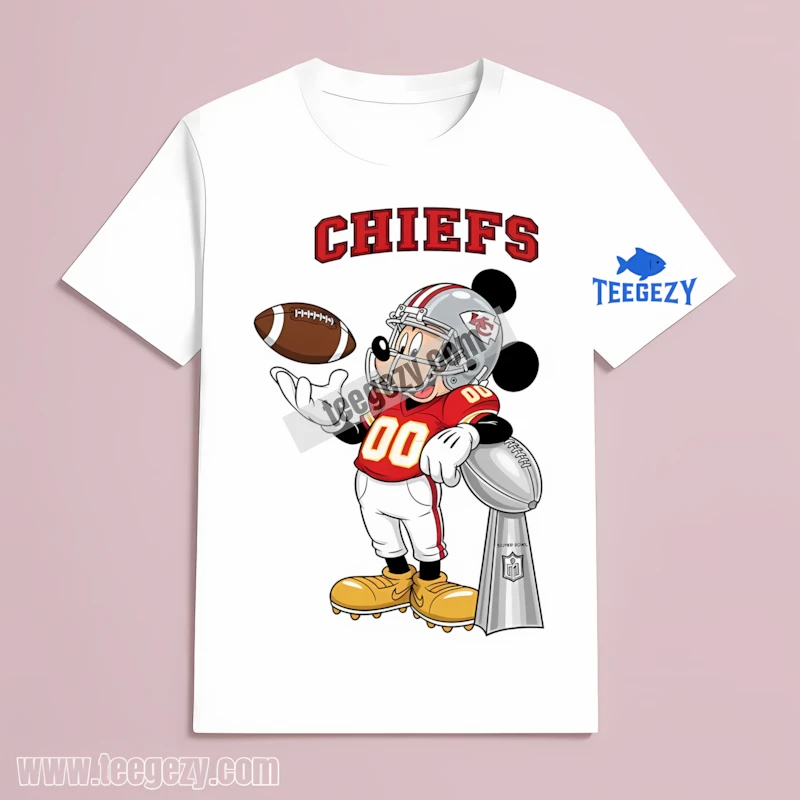 Kansas City Chiefs Mickey Mouse Super Bowl Trophy Cartoon T-Shirt Kansas City Chiefs Mickey Mouse Super Bowl Trophy Cartoon T-Shirt