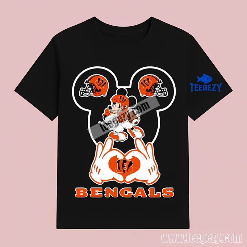 Mickey Mouse Cincinnati Bengals In Heart Unisex T-Shirt Mickey Mouse Cincinnati Bengals In Heart Unisex T-Shirt