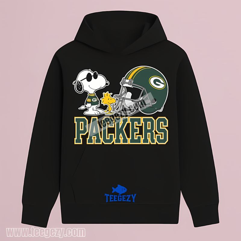 Green Bay Packers Helmet Vs Snoopy Woodstock Hoodie Retro Green Bay Packers Helmet Vs Snoopy Woodstock Hoodie Retro