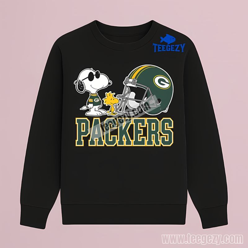 Green Bay Packers Helmet Vs Snoopy Woodstock Long Sleeve Retro Green Bay Packers Helmet Vs Snoopy Woodstock Long Sleeve Retro