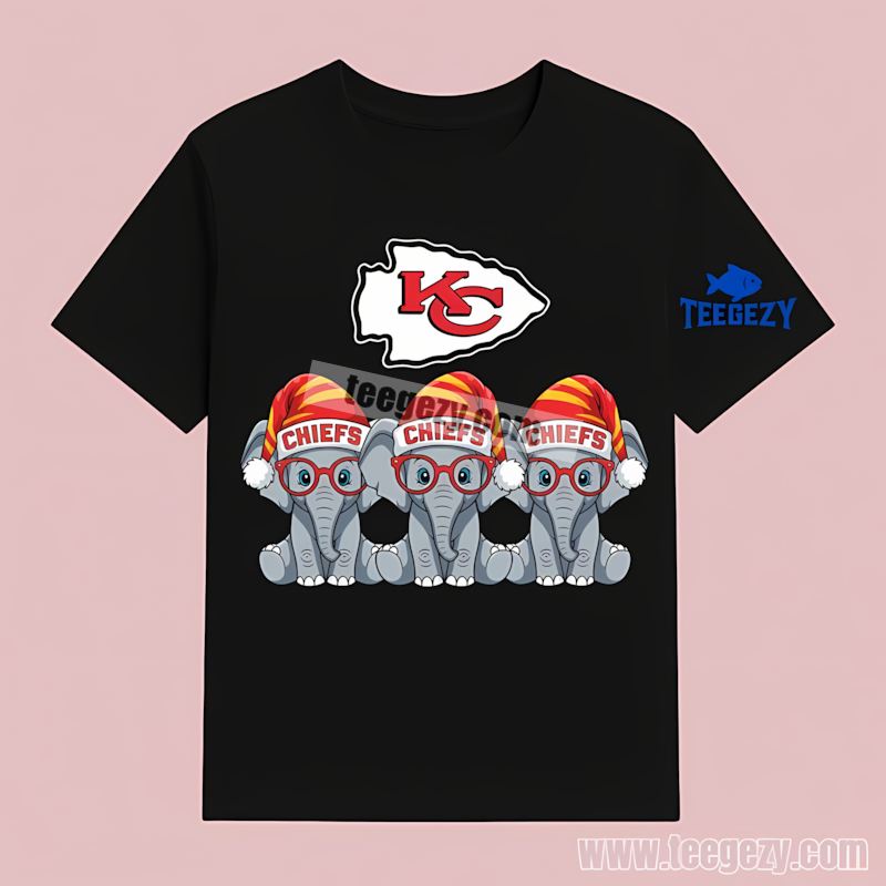 Kansas City Chiefs Christmas Elephants Family T-Shirt Kansas City Chiefs Christmas Elephants Family T-Shirt
