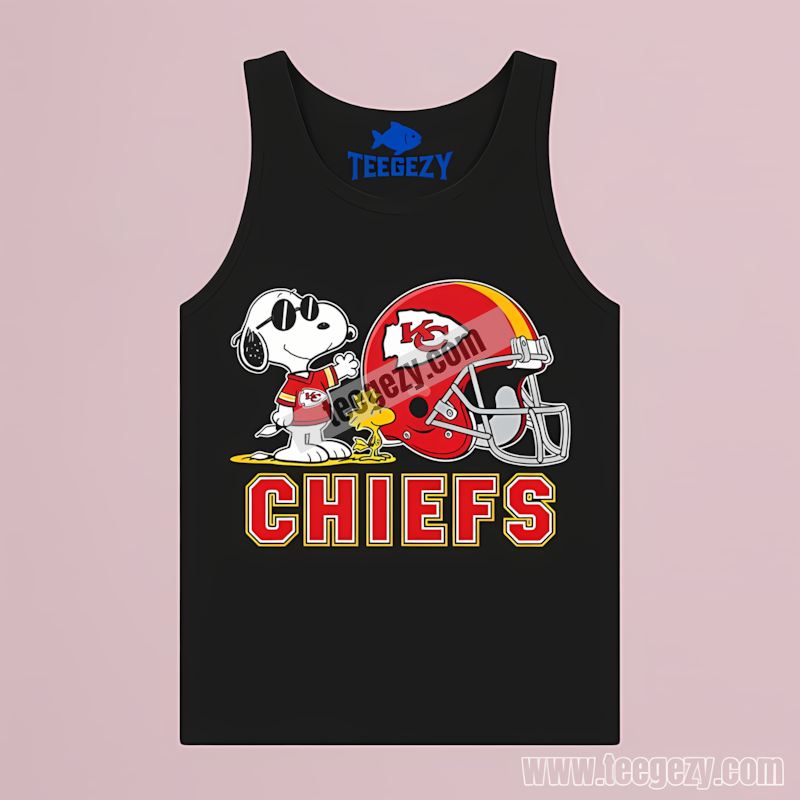 Kansas City Chiefs Helmet Snoopy Woodstock Classic Tanktop Kansas City Chiefs Helmet Snoopy Woodstock Classic Tanktop