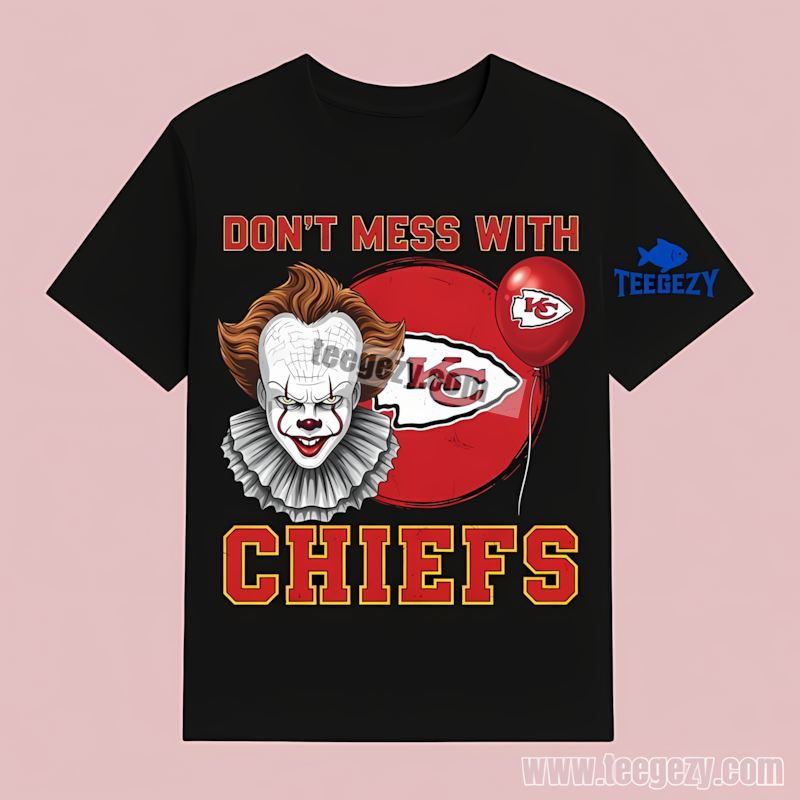 Kansas City Chiefs Pennywise Halloween Creepy T-Shirt Kansas City Chiefs Pennywise Halloween Creepy T-Shirt