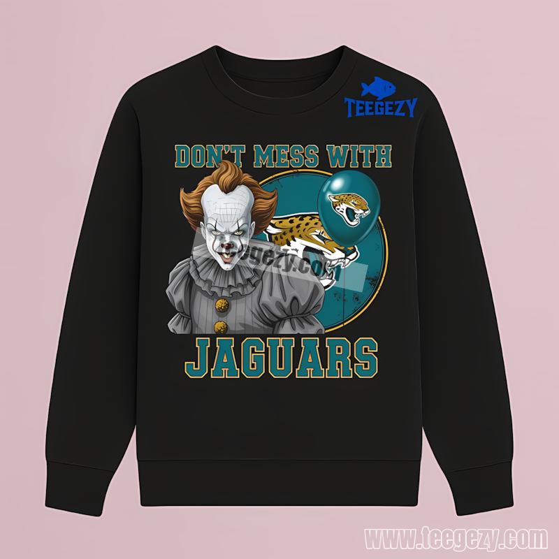 Pennywise Halloween Meets Jacksonville Jaguars Unisex Long Sleeve Pennywise Halloween Meets Jacksonville Jaguars Unisex Long Sleeve