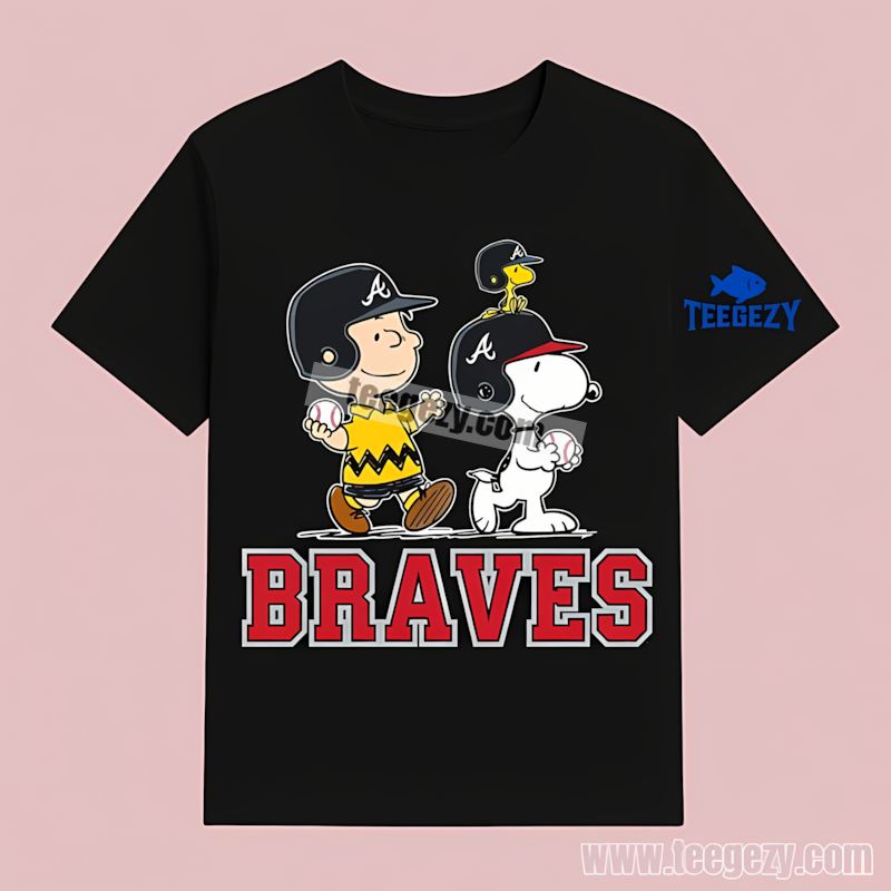 Atlanta Braves Charlie Brown Snoopy Play Together Vintage T-Shirt Atlanta Braves Charlie Brown Snoopy Play Together Vintage T-Shirt