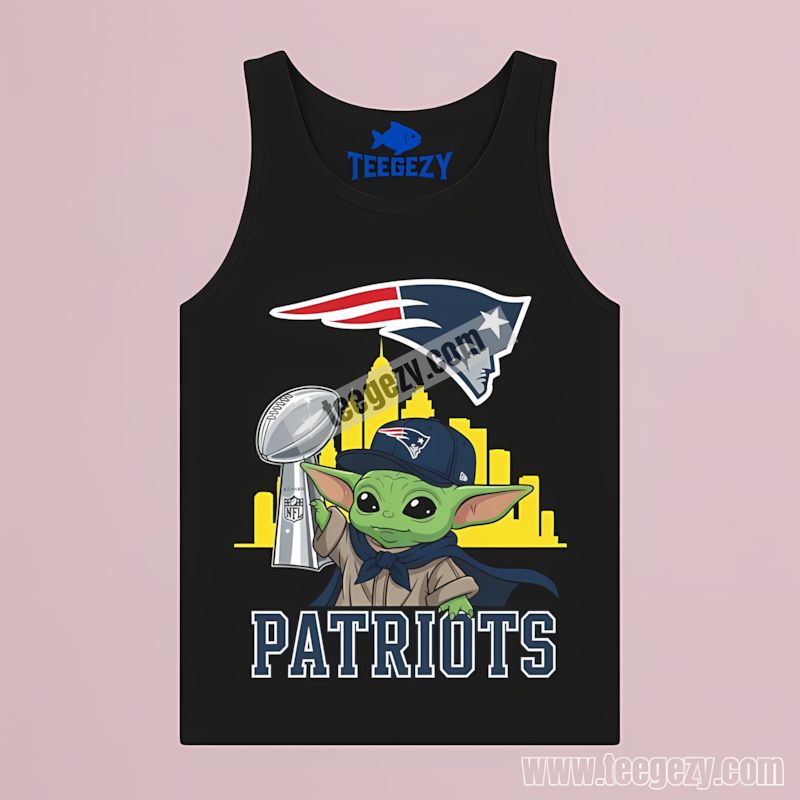 Baby Yoda Holding Super Bowl Cup New England Patriots Casual Tanktop Baby Yoda Holding Super Bowl Cup New England Patriots Casual Tanktop