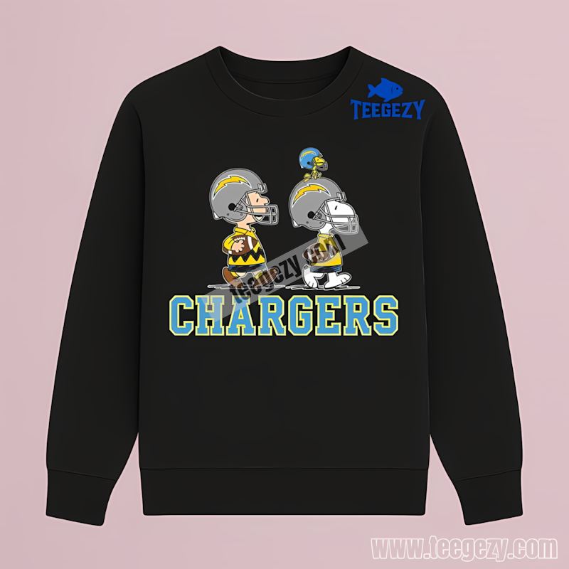 Charlie Brown And Snoopy Play Together Los Angeles Chargers Retro Long Sleeve Charlie Brown And Snoopy Play Together Los Angeles Chargers Retro Long Sleeve