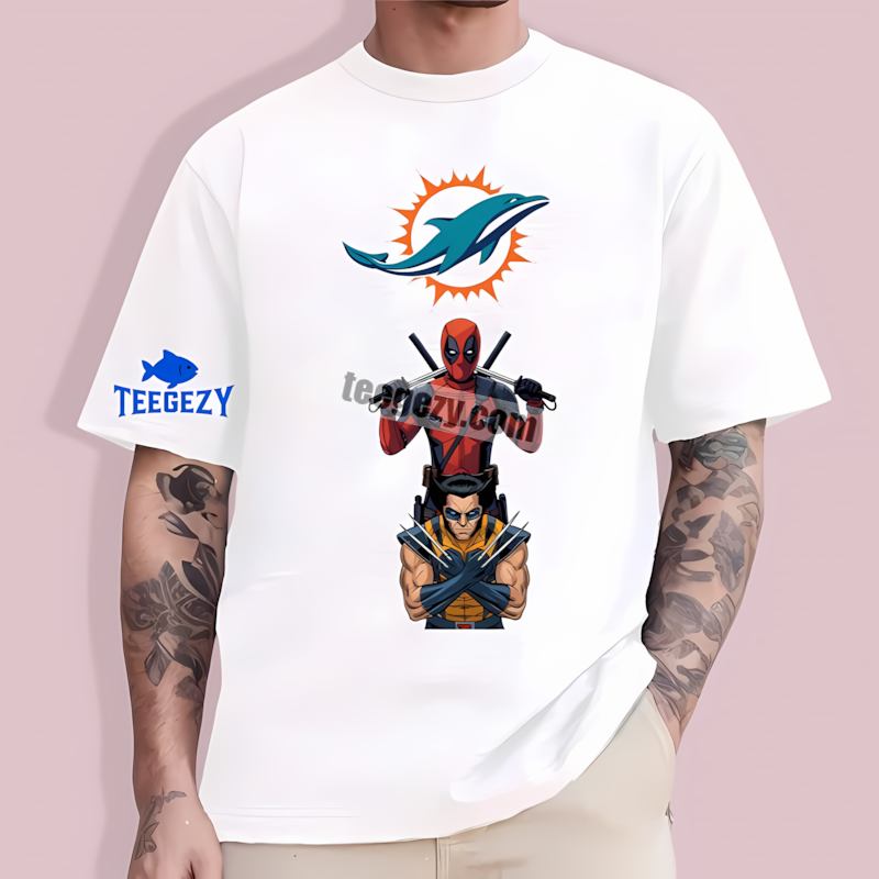 Miami Dolphins Deadpool Wolverine Crossover Vintage T-Shirt Miami Dolphins Deadpool Wolverine Crossover Vintage T-Shirt