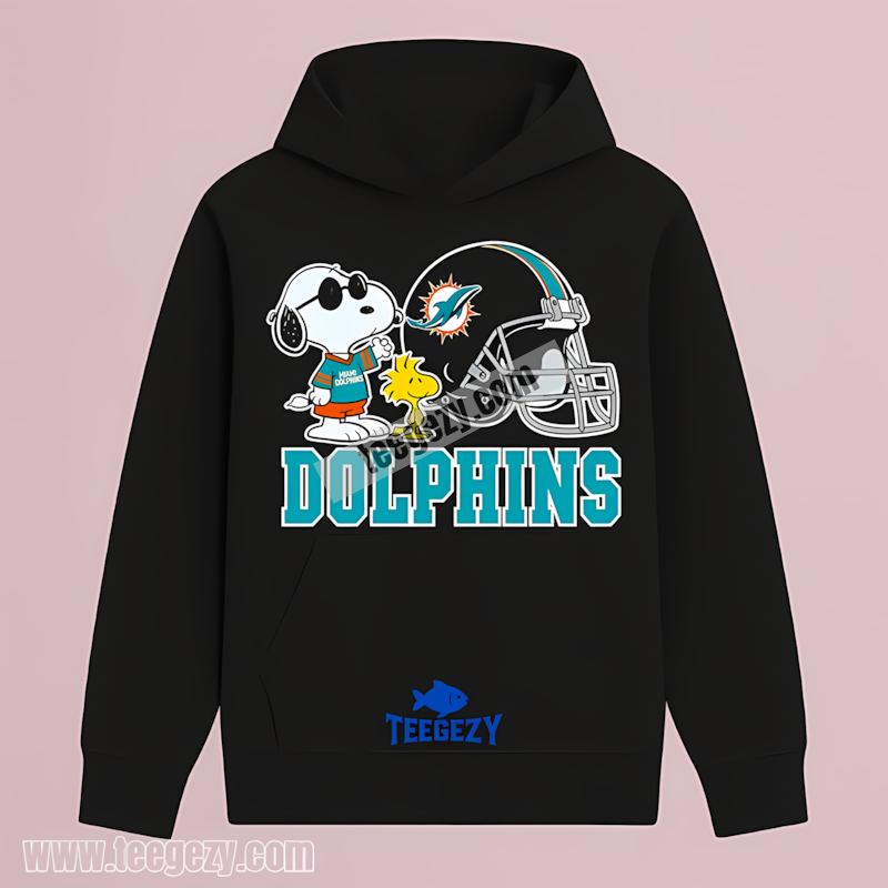 Miami Dolphins Helmet Vs Snoopy Woodstock Sports Hoodie Miami Dolphins Helmet Vs Snoopy Woodstock Sports Hoodie
