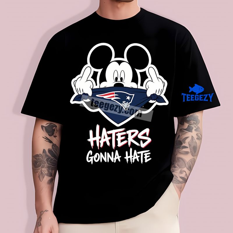Mickey Haters Gonna Hate New England Patriots Graphic T-Shirt Mickey Haters Gonna Hate New England Patriots Graphic T-Shirt