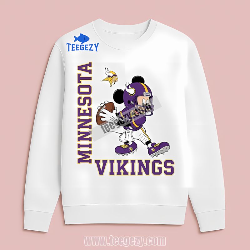 Mickey Playing Quarterback Minnesota Vikings Long Sleeve Mickey Playing Quarterback Minnesota Vikings Long Sleeve