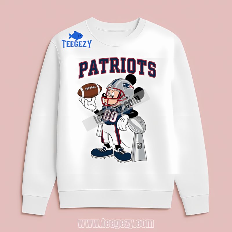 Mickey Super Bowl Action New England Patriots Mens Graphic Long Sleeve Mickey Super Bowl Action New England Patriots Mens Graphic Long Sleeve