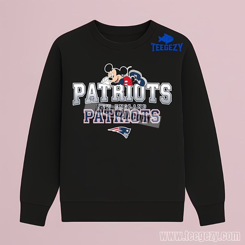 Relaxed Mickey Style New England Patriots Printed Long Sleeve Relaxed Mickey Style New England Patriots Printed Long Sleeve