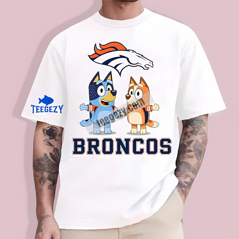 Denver Broncos Bluey And Bingo Holding Hands Soft T-Shirt Denver Broncos Bluey And Bingo Holding Hands Soft T-Shirt
