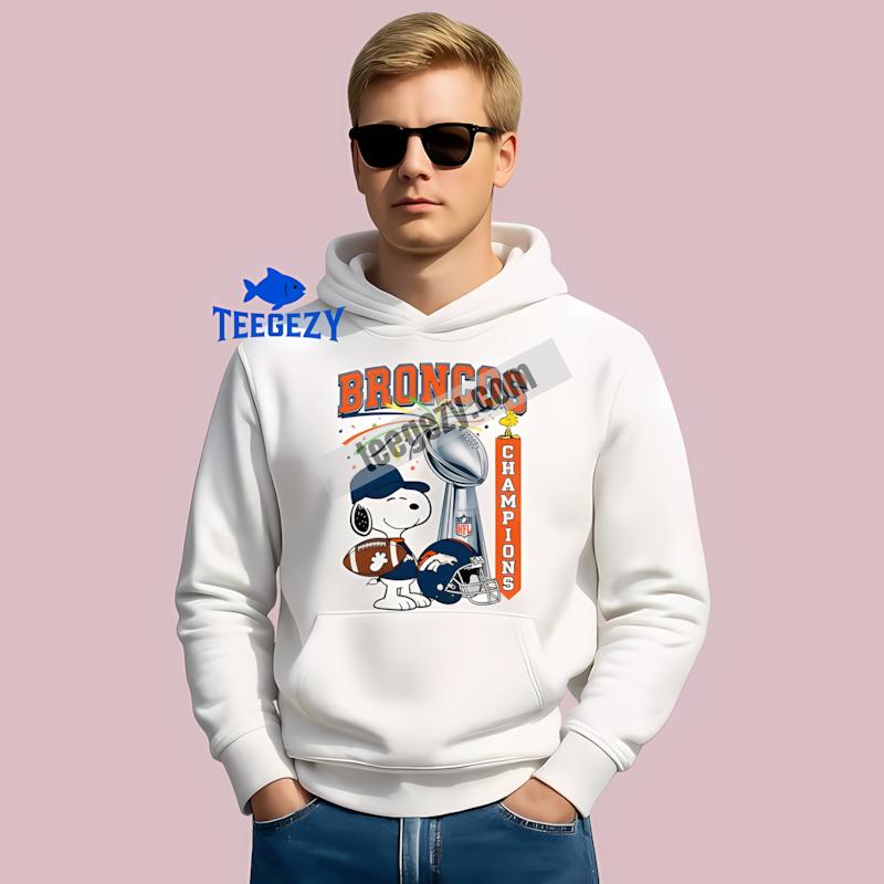Denver Broncos Champions Snoopy Celebration Custom Hoodie Denver Broncos Champions Snoopy Celebration Custom Hoodie