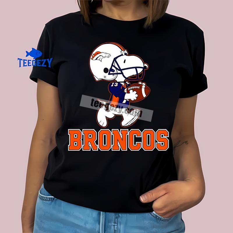 Denver Broncos Snoopy Football Running Custom T-Shirt Denver Broncos Snoopy Football Running Custom T-Shirt