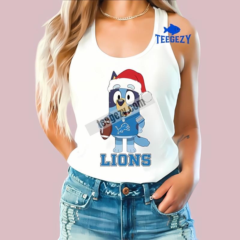 Detroit Lions Bluey Christmas Santa Hat Graphic Tanktop Detroit Lions Bluey Christmas Santa Hat Graphic Tanktop