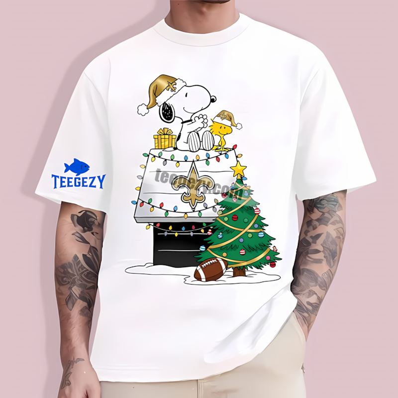 New Orleans Saints Snoopy Woodstock Christmas T-Shirt New Orleans Saints Snoopy Woodstock Christmas T-Shirt