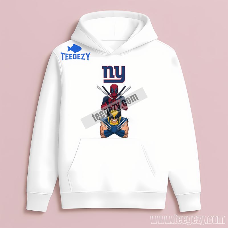 New York Giants Deadpool Wolverine Crossover Retro Hoodie New York Giants Deadpool Wolverine Crossover Retro Hoodie