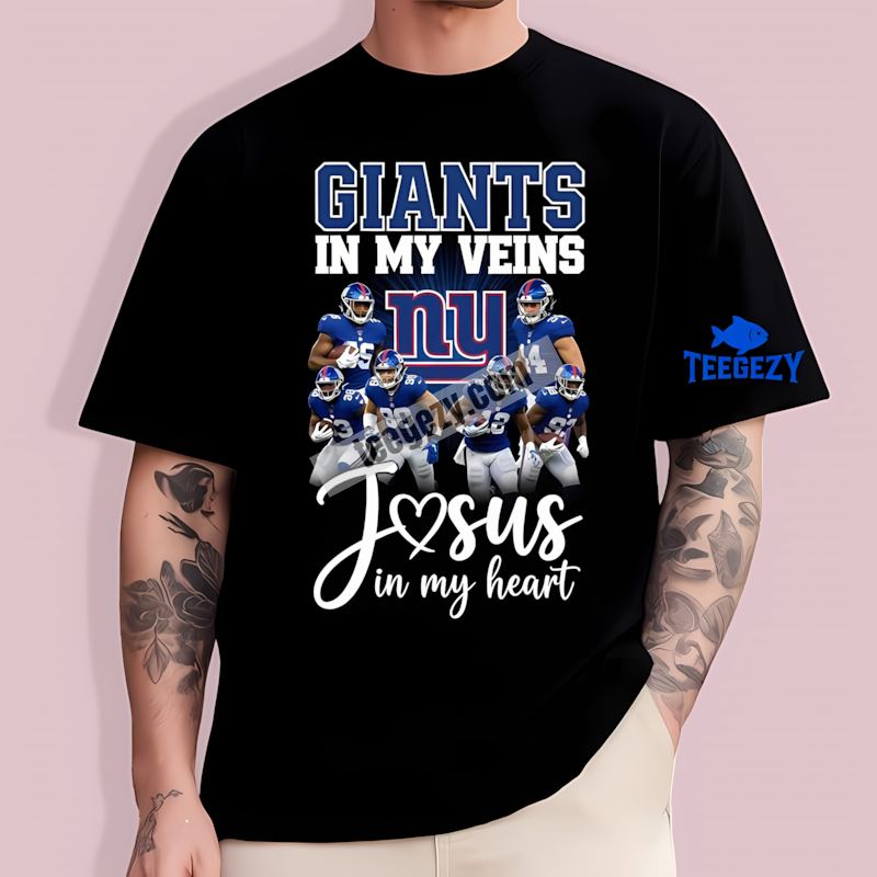 New York Giants Jesus In My Heart Fan T-Shirt New York Giants Jesus In My Heart Fan T-Shirt