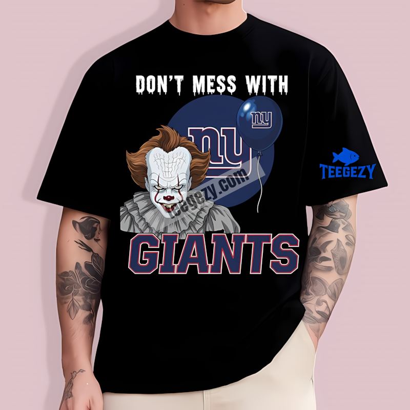 New York Giants Pennywise Halloween Crewneck TT-Shirt New York Giants Pennywise Halloween Crewneck TT-Shirt