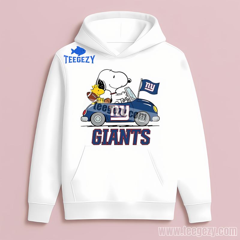New York Giants Snoopy Driving Car Fan Hoodie New York Giants Snoopy Driving Car Fan Hoodie