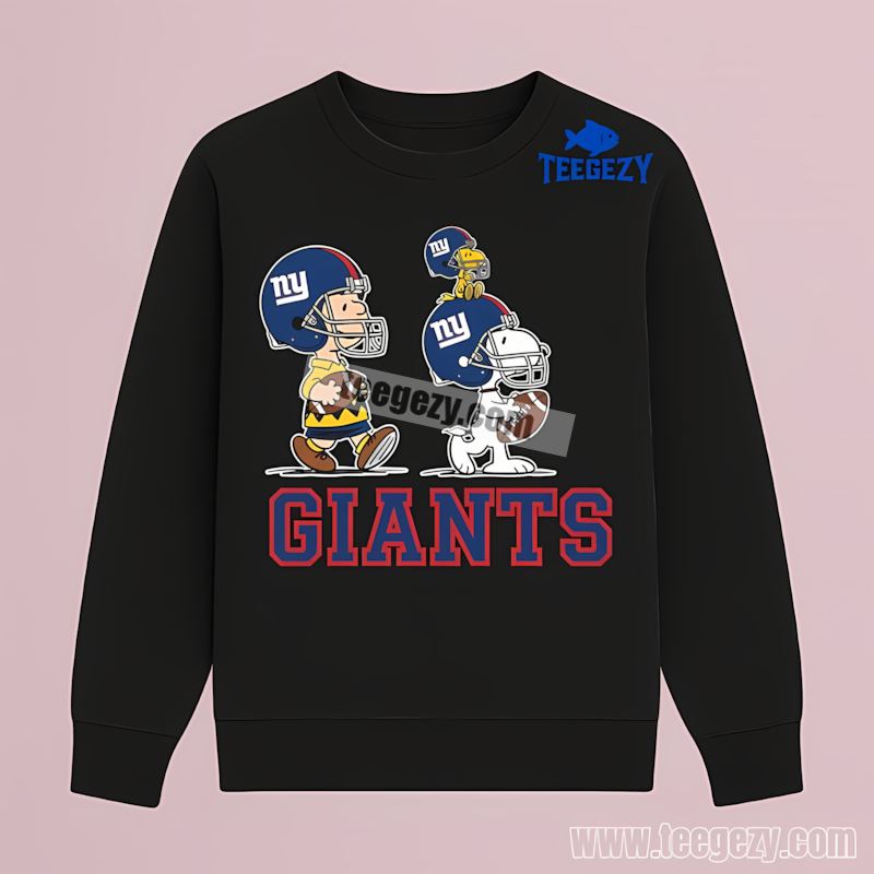 New York Giants Vintage Charlie Brown Snoopy TLong Sleeve New York Giants Vintage Charlie Brown Snoopy TLong Sleeve