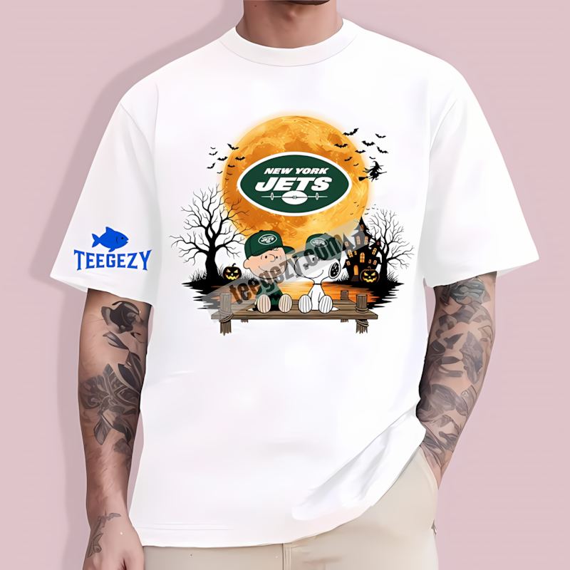 New York Jets Halloween Charlie Brown Snoopy TT-Shirt New York Jets Halloween Charlie Brown Snoopy TT-Shirt