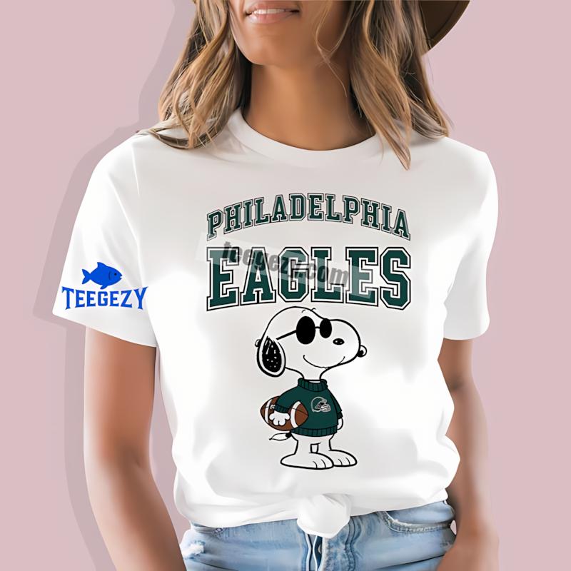 Philadelphia Eagles Vs Cool Snoopy T-Shirt Design Philadelphia Eagles Vs Cool Snoopy T-Shirt Design