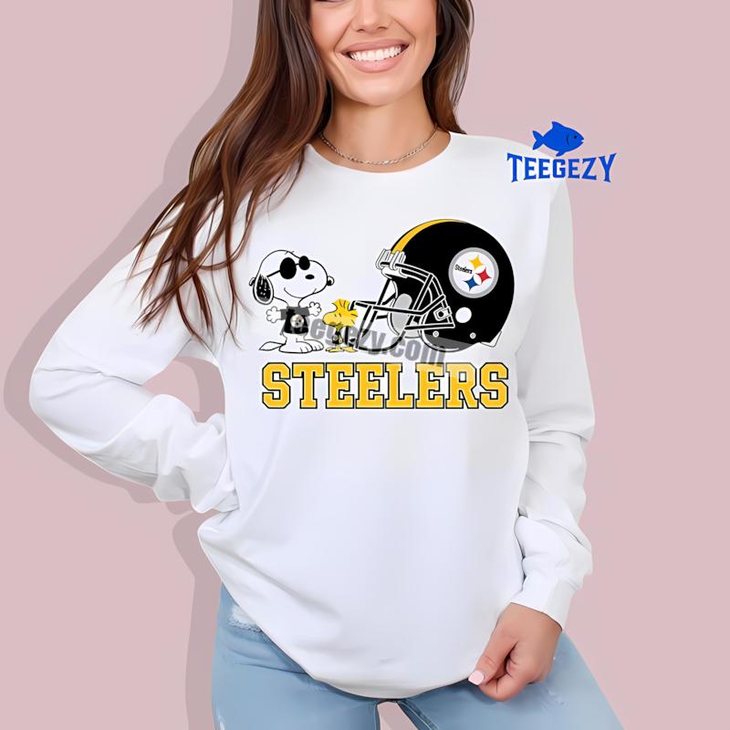 Pittsburgh SLong Sleevelers Helmet Vs Snoopy Woodstock Trendy Shirt Pittsburgh SLong Sleevelers Helmet Vs Snoopy Woodstock Trendy Shirt