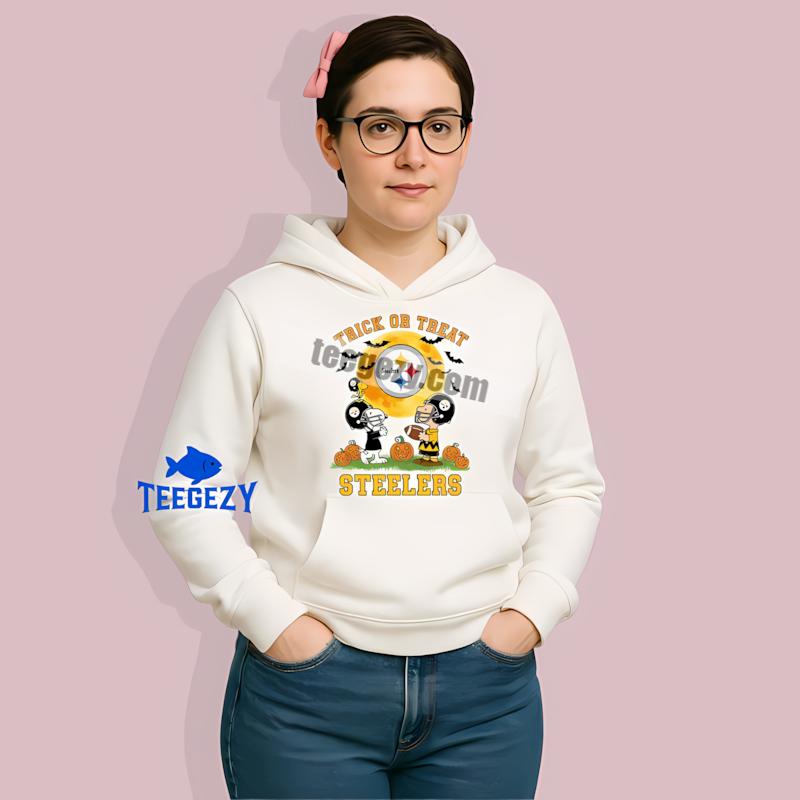 Pittsburgh SHoodielers Trick Or Treat Charlie Brown Snoopy Cotton Shirt Pittsburgh SHoodielers Trick Or Treat Charlie Brown Snoopy Cotton Shirt