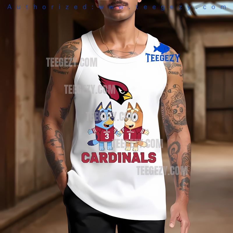 Arizona Cardinals Bluey And Bingo Holding Hands Holiday Tanktop Arizona Cardinals Bluey And Bingo Holding Hands Holiday Tanktop